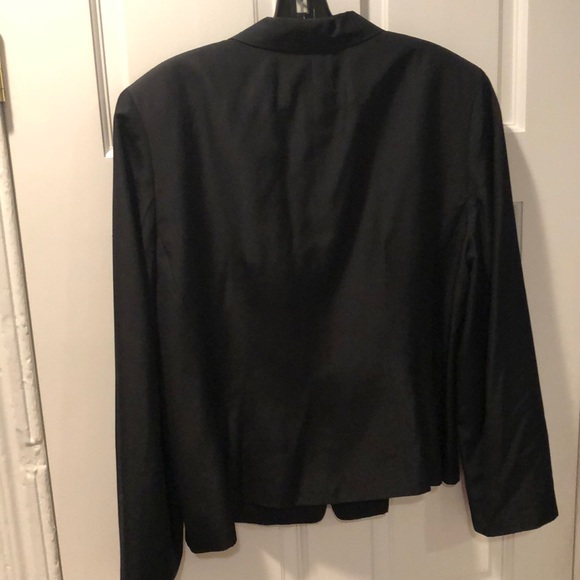 Ann Taylor black silk suit  jacket - Picture 6 of 6
